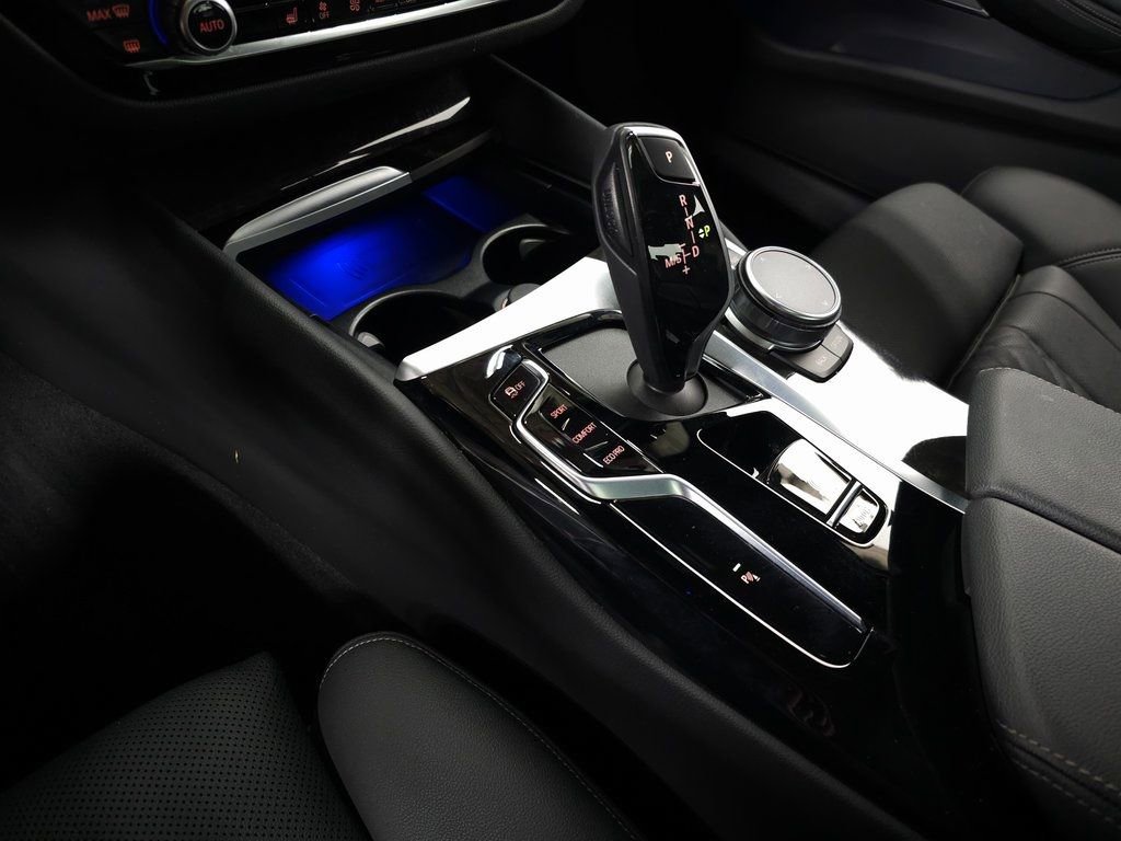 Used 2023 BMW 530i xDrive w/ Premium Package image 32