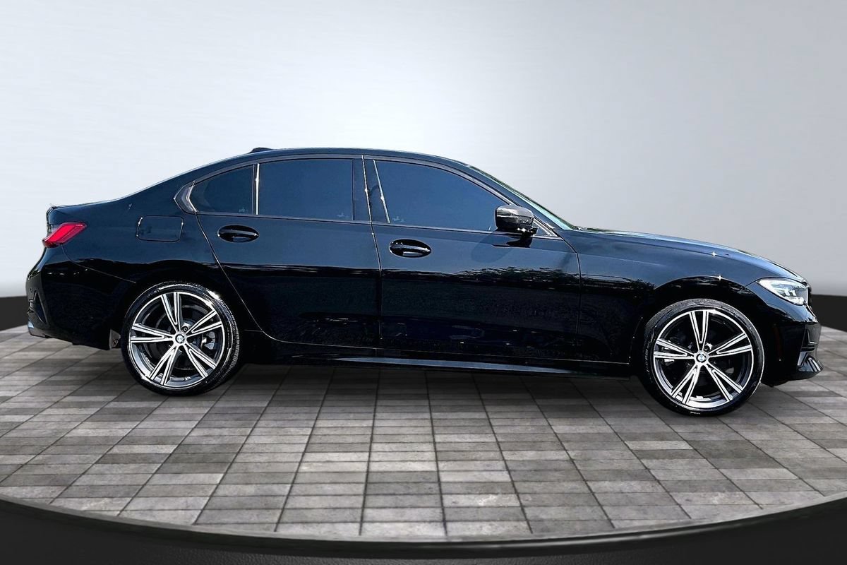 Used 2020 BMW 330i xDrive Sedan w/ Convenience Package AWD/4WD image 8