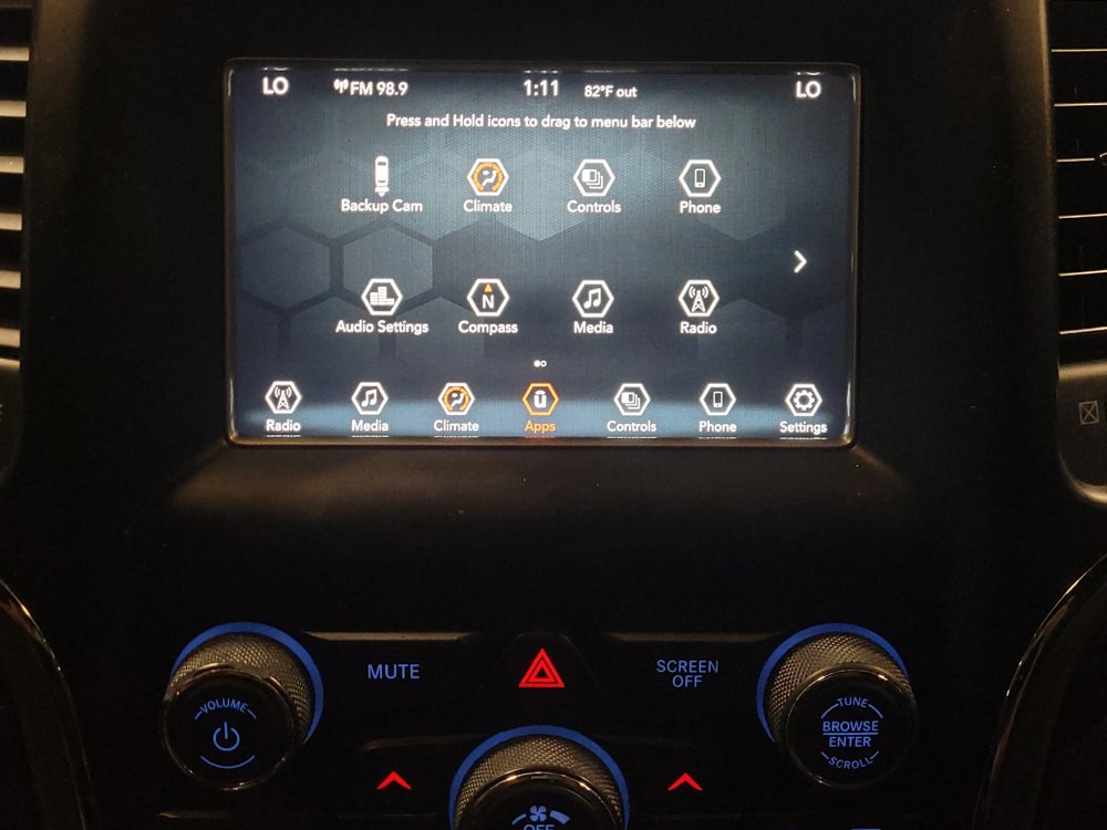 Used 2021 Jeep Grand Cherokee Laredo AWD/4WD image 25