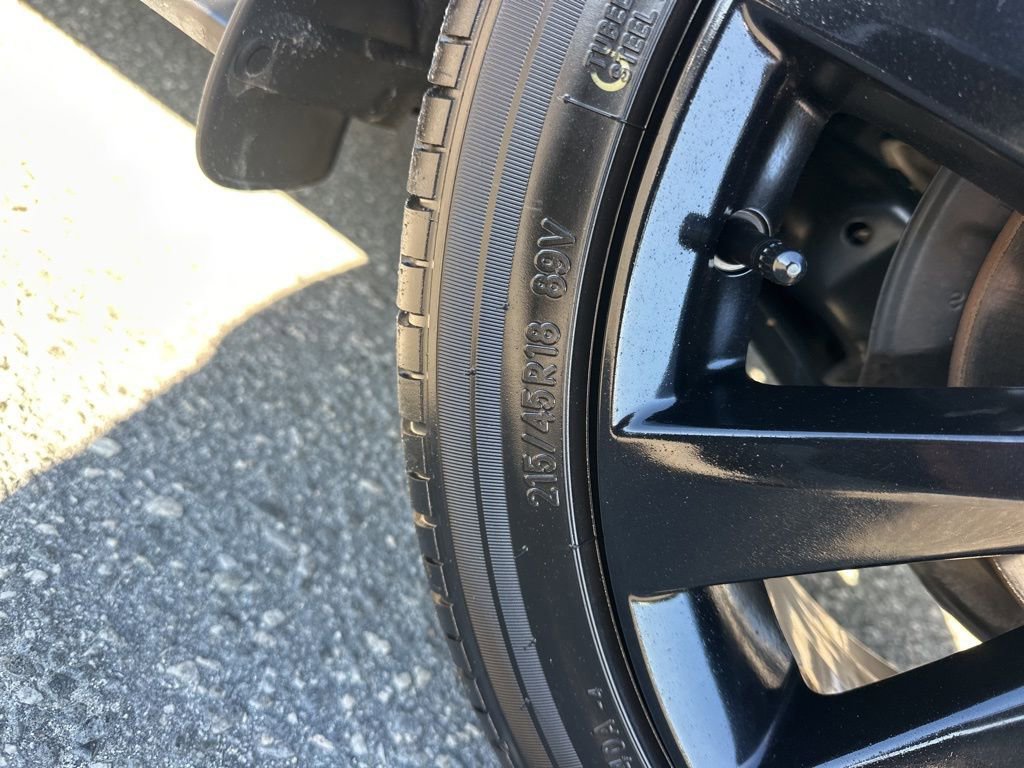 Used 2025 MAZDA MAZDA3 s image 32