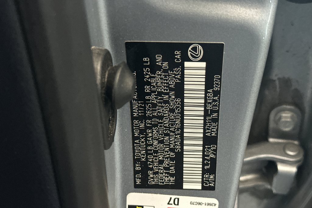 Certified 2022 Lexus ES 300h w/ Premium Package FWD image 28