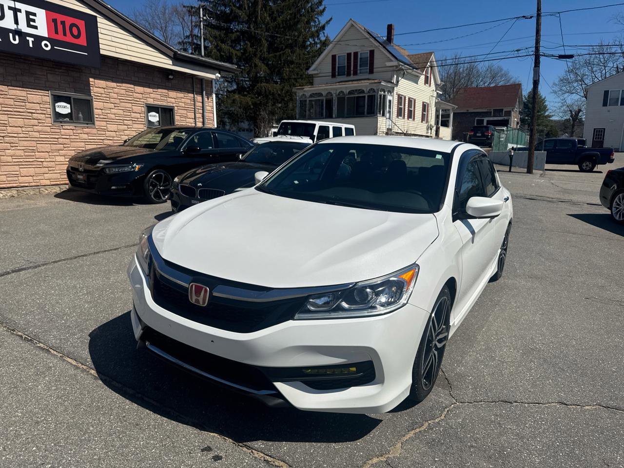 Used 2017 Honda Accord Sport Special Edition image 2