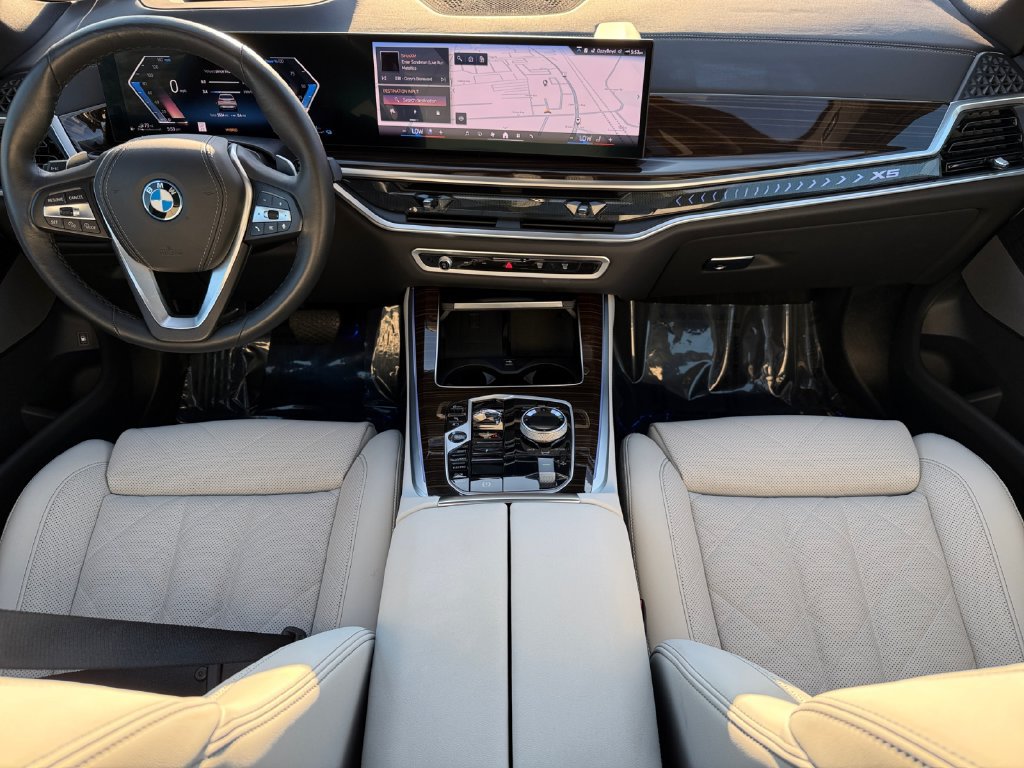 Certified 2026 BMW X5 xDrive50e w/ Executive Package AWD/4WD image 10