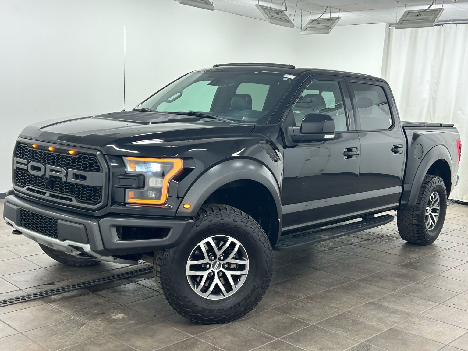 Used 2018 Ford F150 Raptor w/ Equipment Group 802A Luxury
