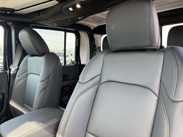 New 2026 Jeep Gladiator Sport AWD/4WD image 24