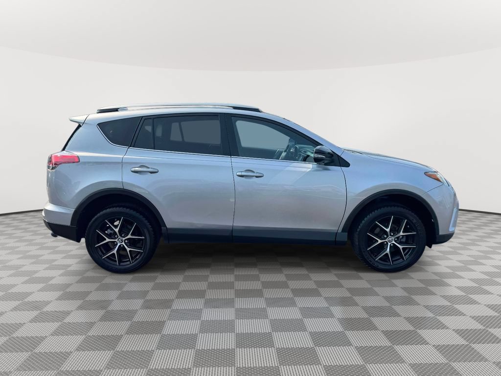 Used 2018 Toyota RAV4 SE w/ Advanced Technology Package AWD/4WD image 3