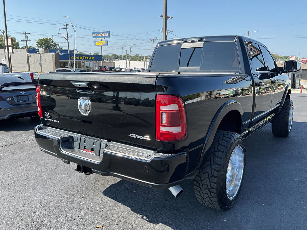 Used 2021 RAM 2500 Limited image 5