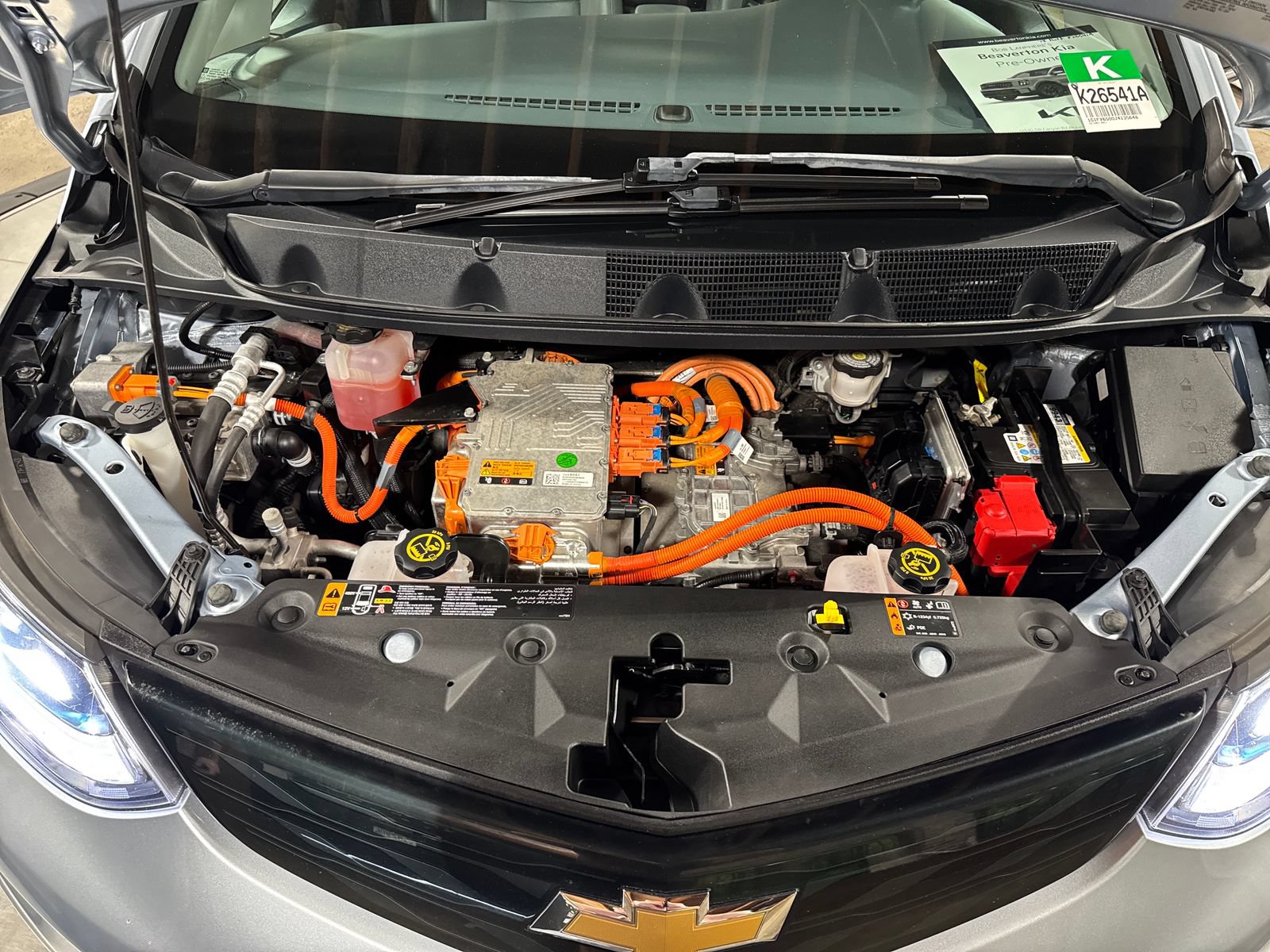 Used 2018 Chevrolet Bolt Premier w/ Driver Confidence II Package FWD image 28