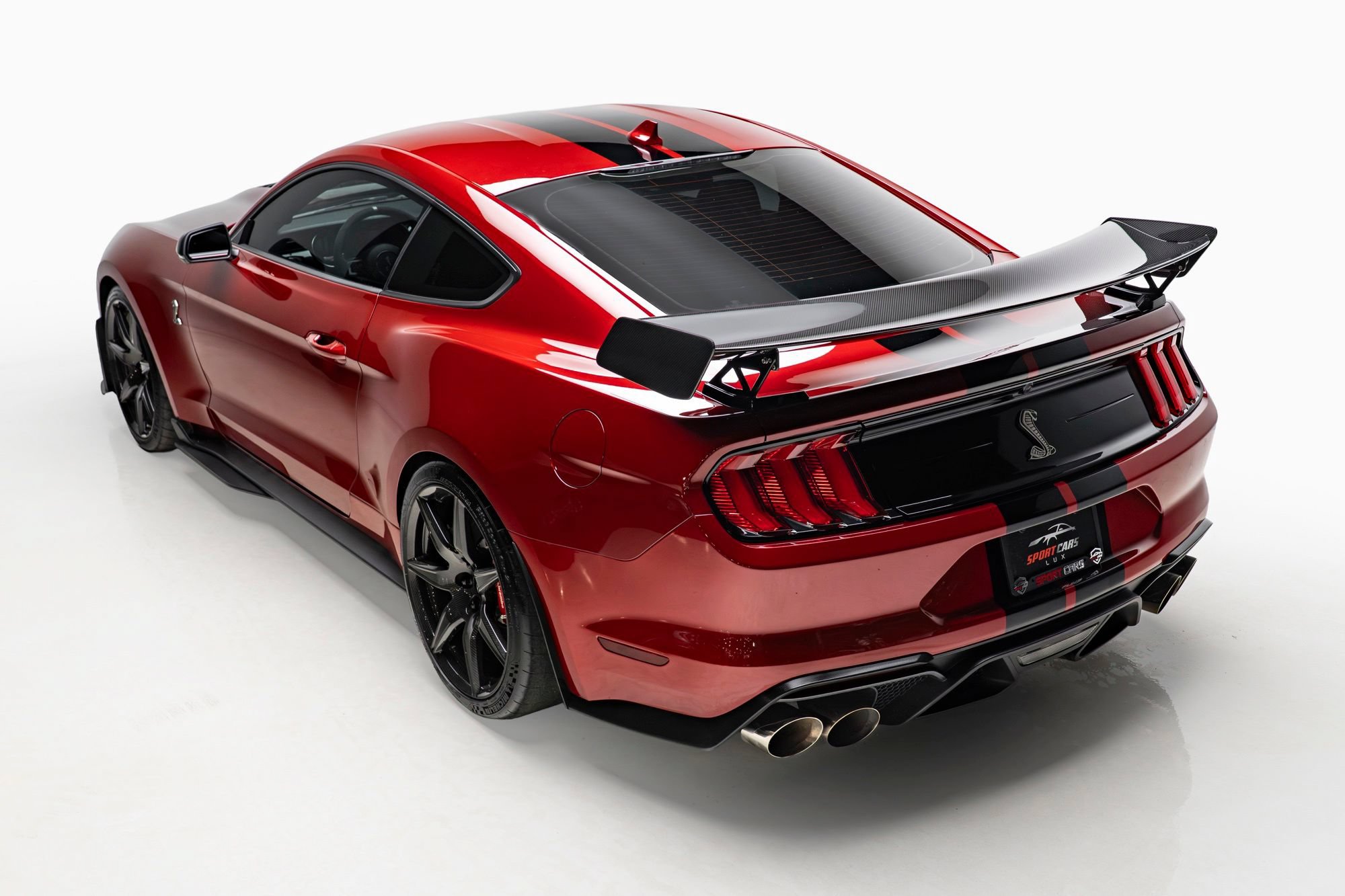 Used 2020 Ford Mustang Shelby GT500 w/ Carbon Fiber Track Pack RWD image 11