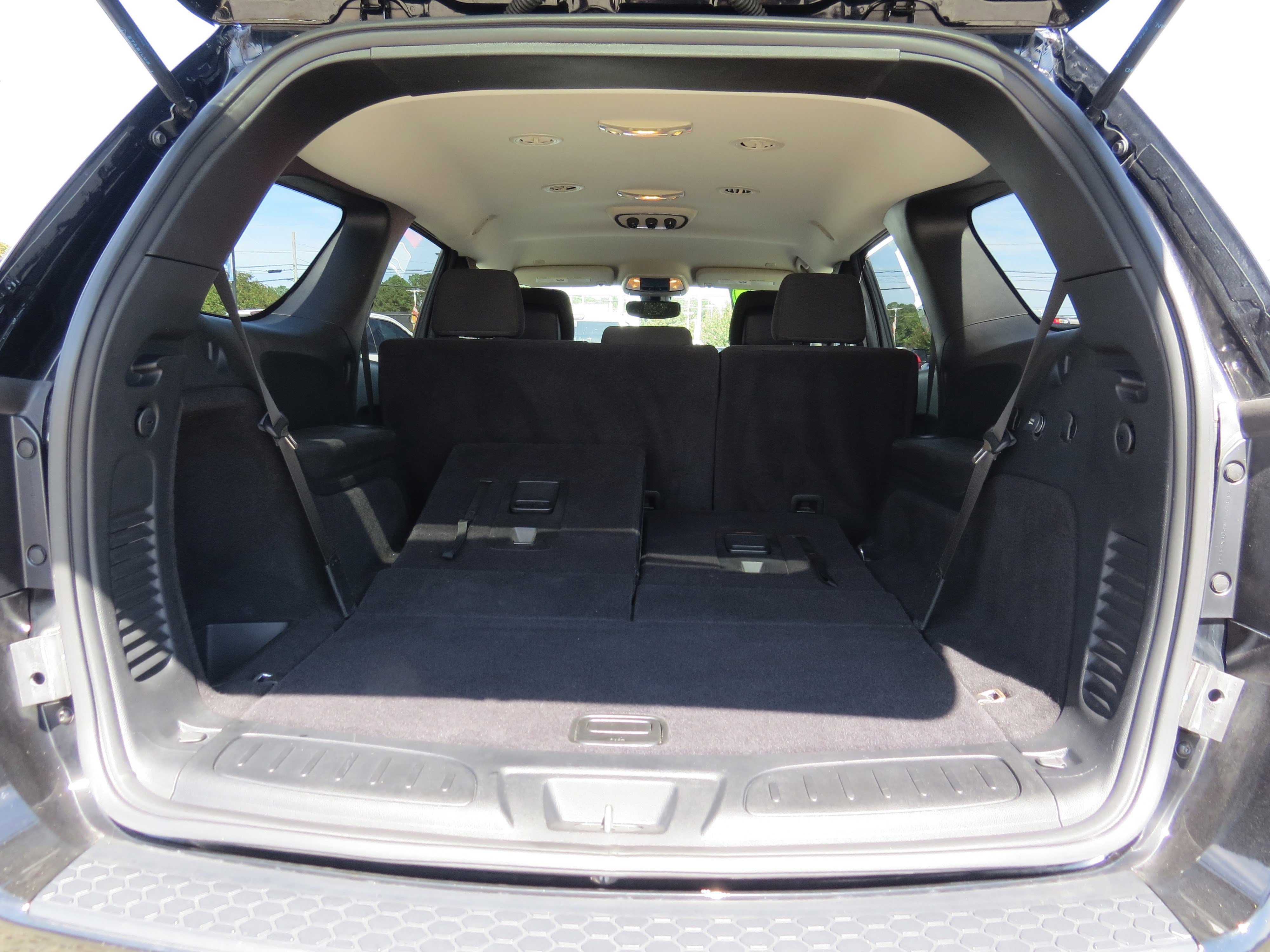 Used 2020 Dodge Durango SXT w/ 3rd Row Seating Group image 13