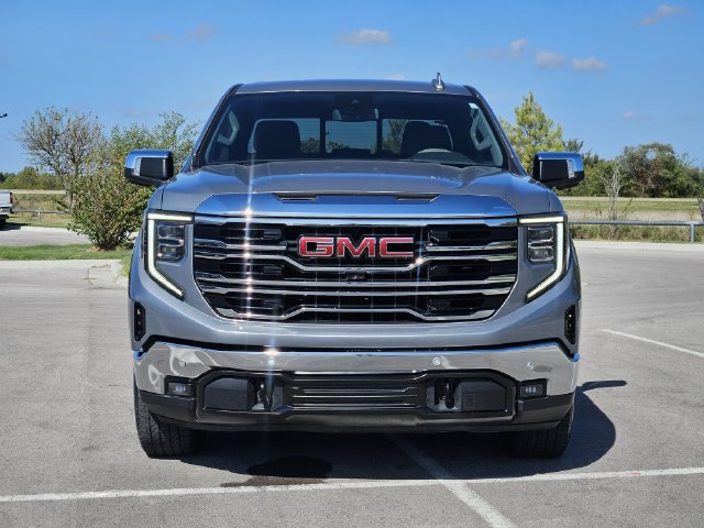 Used 2024 GMC Sierra 1500 SLT AWD/4WD image 2