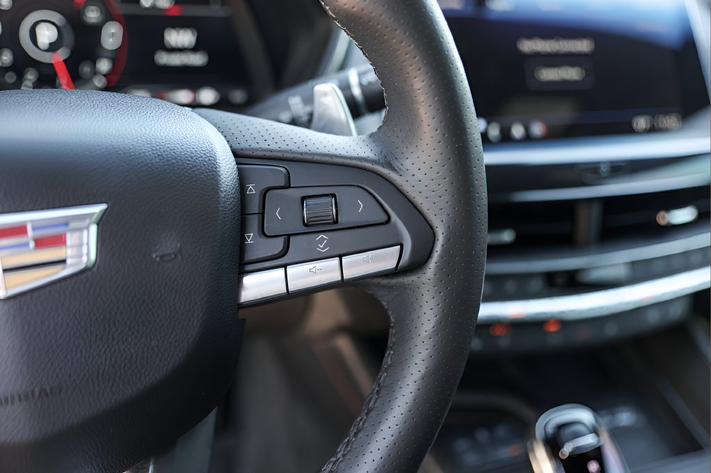 Certified 2023 Cadillac CT5 Sport RWD image 13