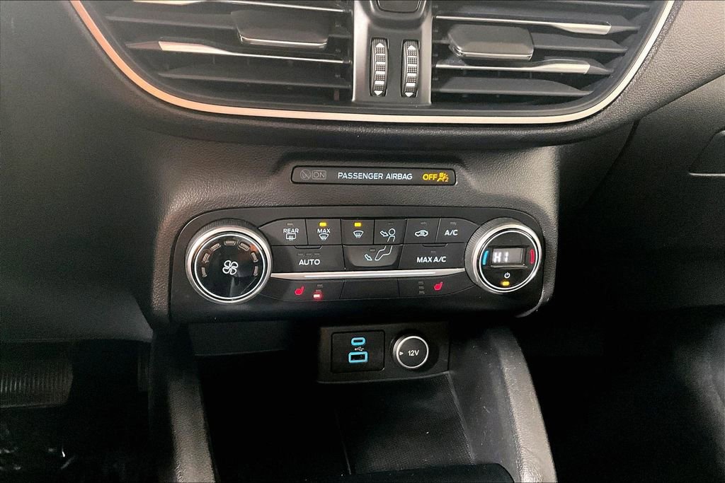 Used 2020 Ford Escape SE image 31