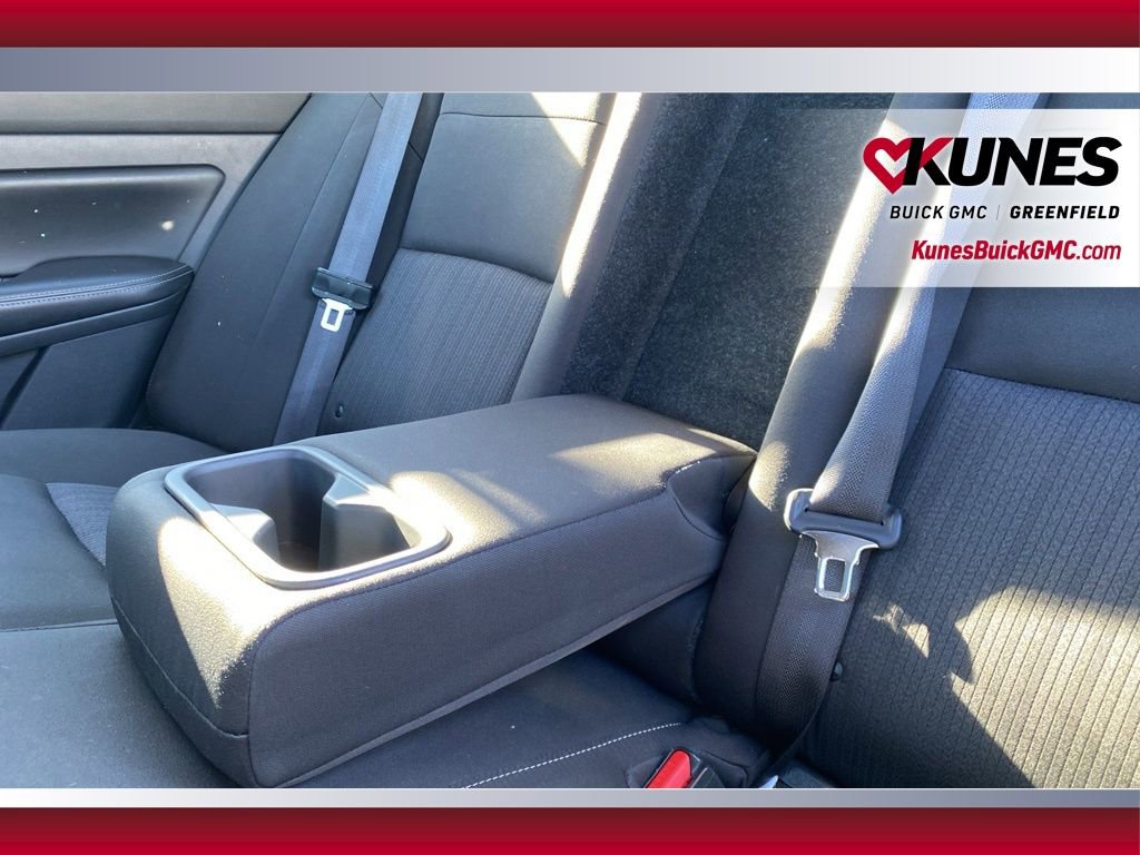 Used 2024 Nissan Altima 2.5 SV image 35