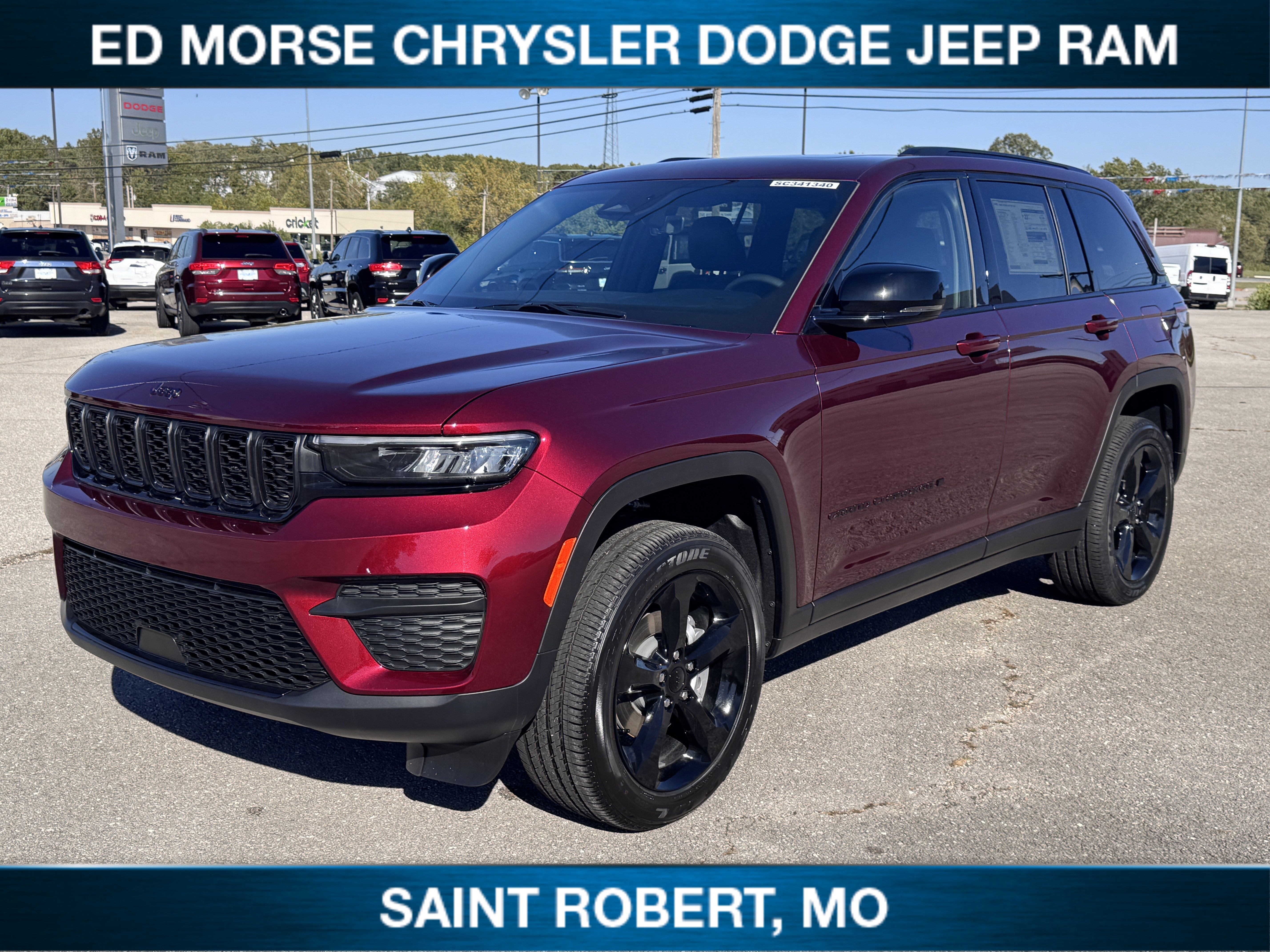 New 2025 Jeep Grand Cherokee Altitude AWD/4WD image 1