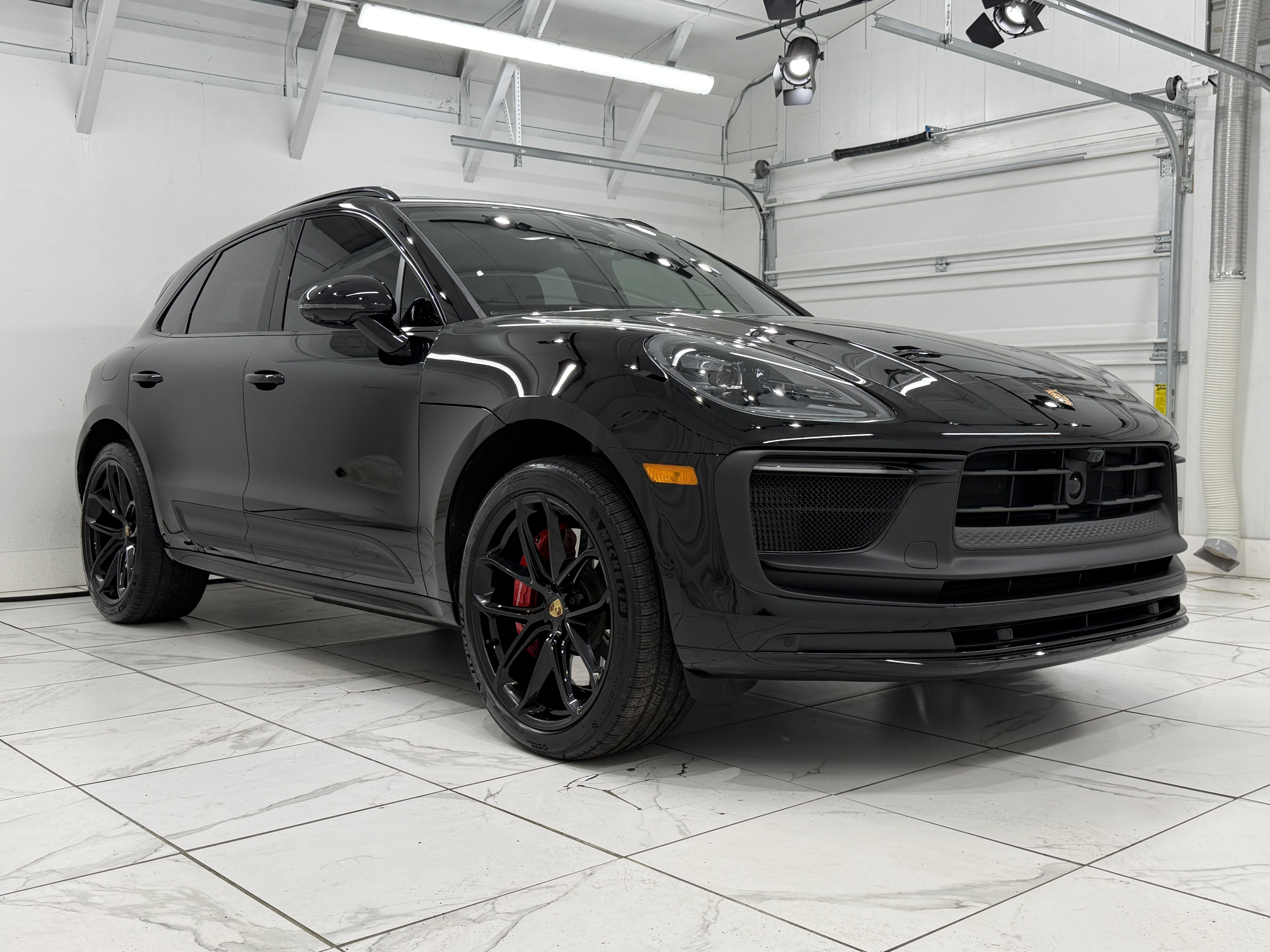 Used 2026 Porsche Macan GTS AWD/4WD image 10