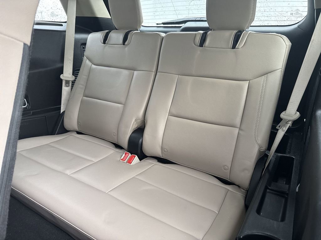 Used 2023 Ford Explorer Limited image 25