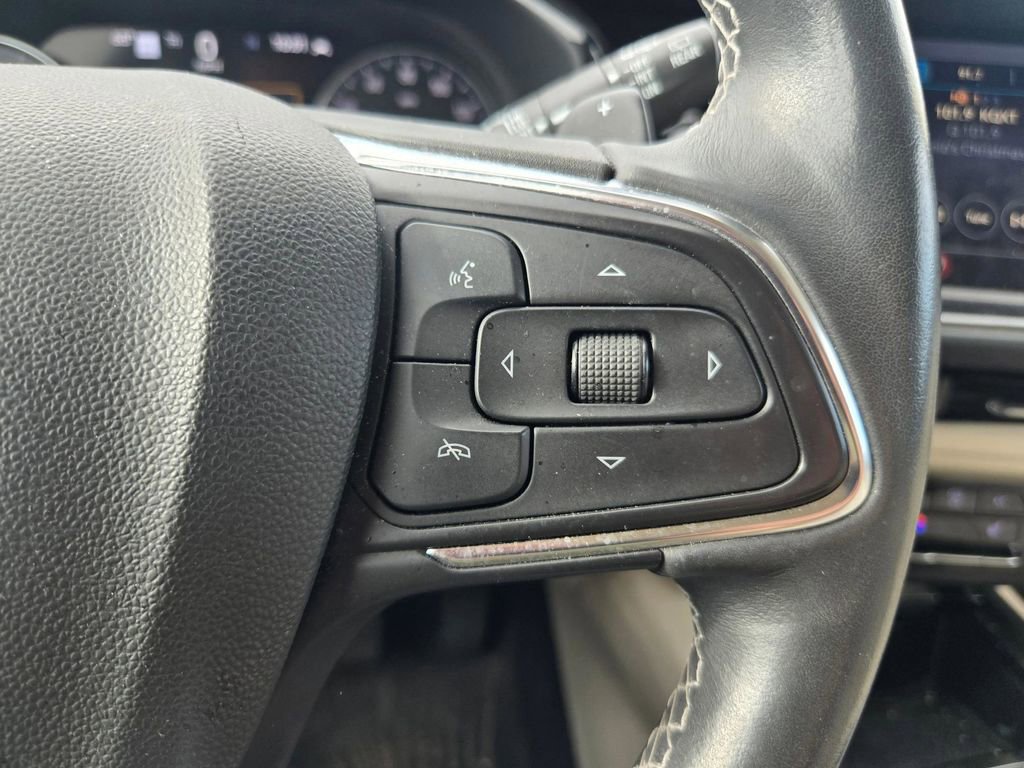 Used 2021 Buick Envision Essence w/ Technology Package I image 29