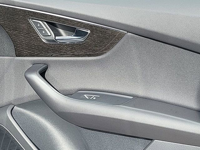 New 2026 Audi Q8 Premium image 18