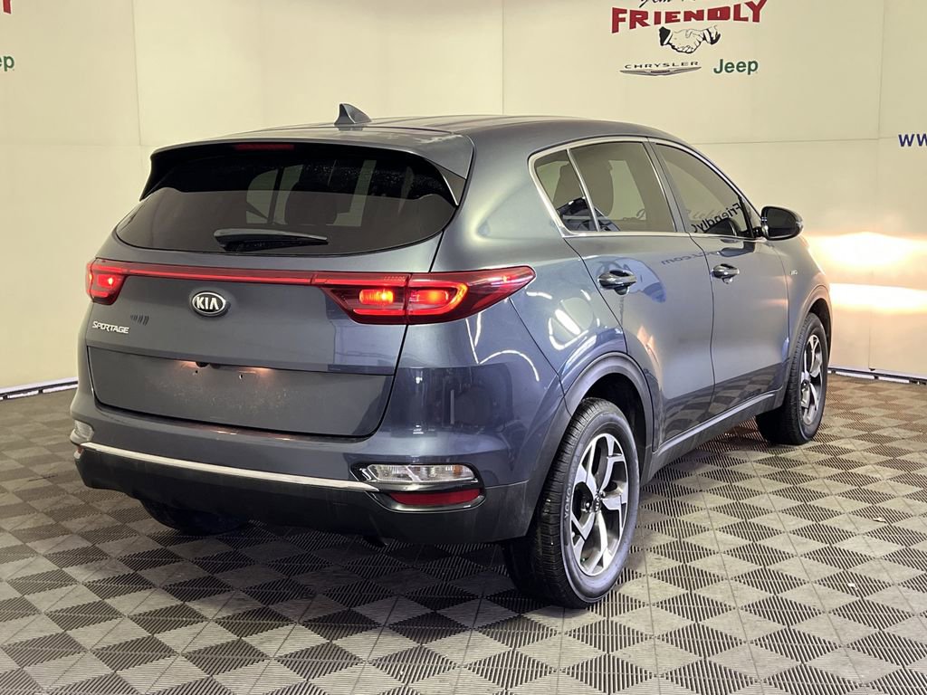 Used 2020 Kia Sportage LX w/ LX Popular Package image 4