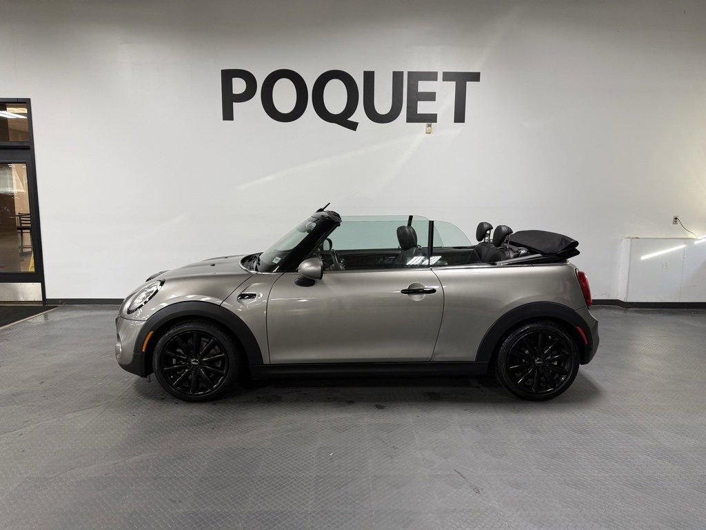 Used 2016 MINI Cooper S image 1