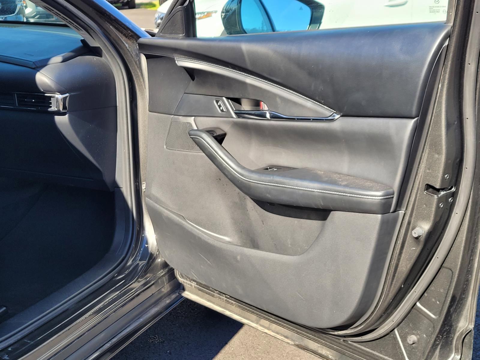 Used 2025 MAZDA CX-30 AWD 2.5 S w/ Preferred Package image 22