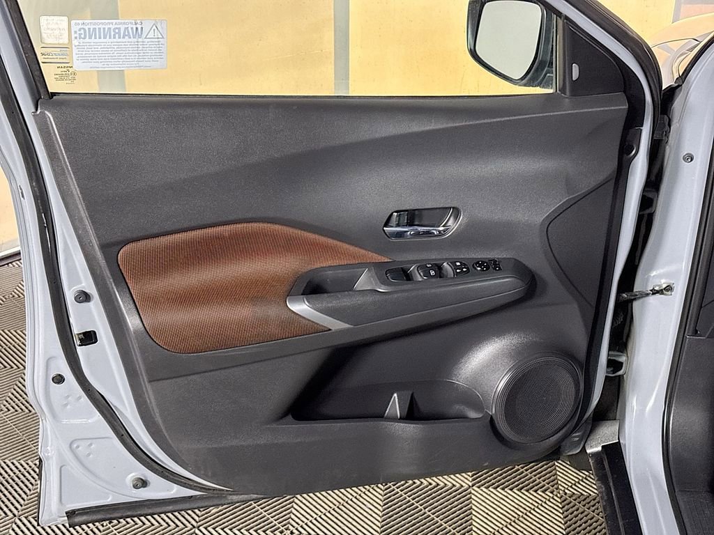 Used 2021 Nissan Kicks SR image 10