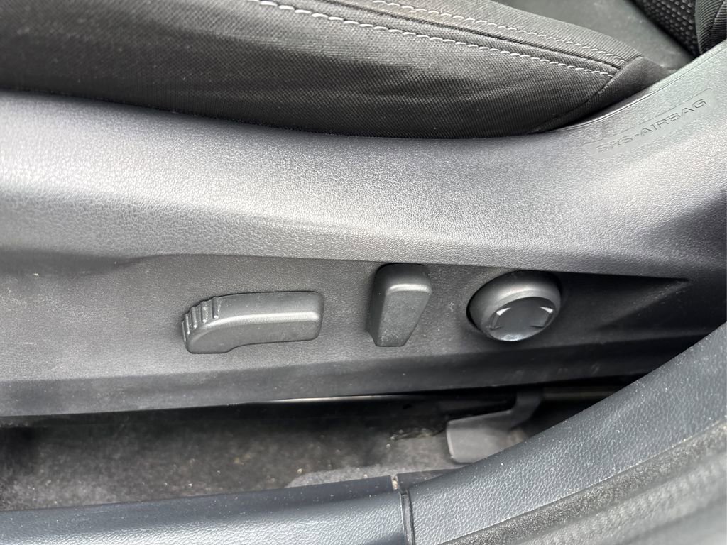 Used 2020 Subaru Outback Premium image 37