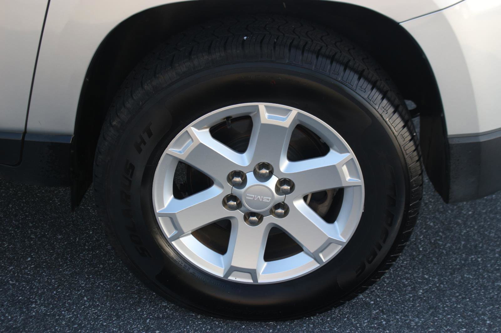 Used 2016 GMC Acadia SLE FWD image 37