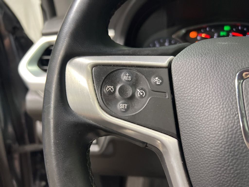 Used 2023 GMC Acadia SLT image 26