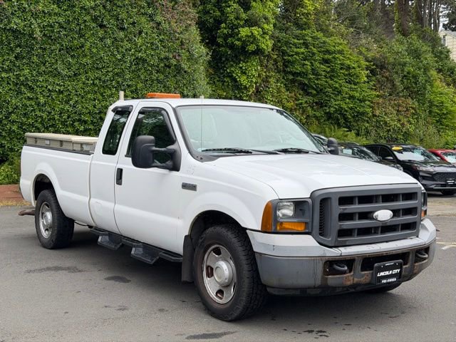 Used 2005 Ford F350 XL RWD image 3