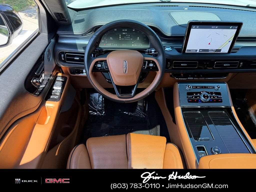 Used 2024 Lincoln Aviator Black Label w/ Dynamic Handling Package AWD/4WD image 31