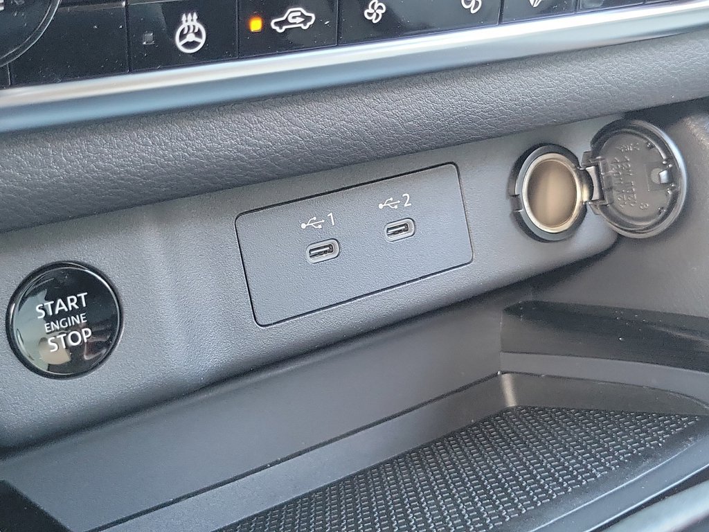 New 2026 Nissan Rogue Dark Armor AWD/4WD image 9