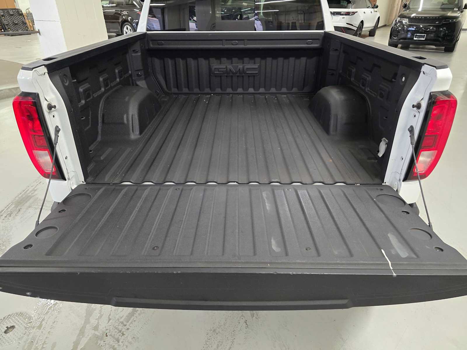 Used 2020 GMC Sierra 1500 Elevation w/ Elevation Value Package RWD image 14