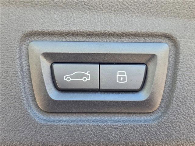 Certified 2025 BMW i4 eDrive40 RWD image 7