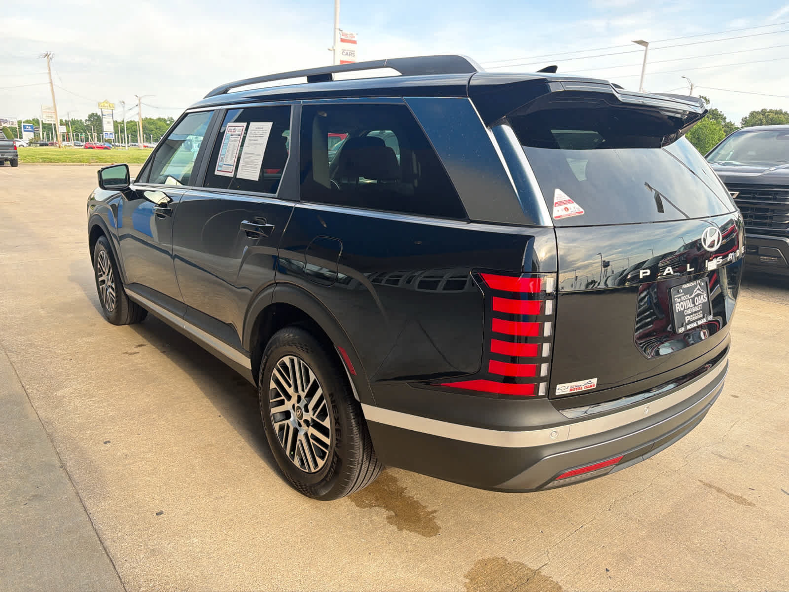 Used 2026 Hyundai Palisade SEL FWD image 4