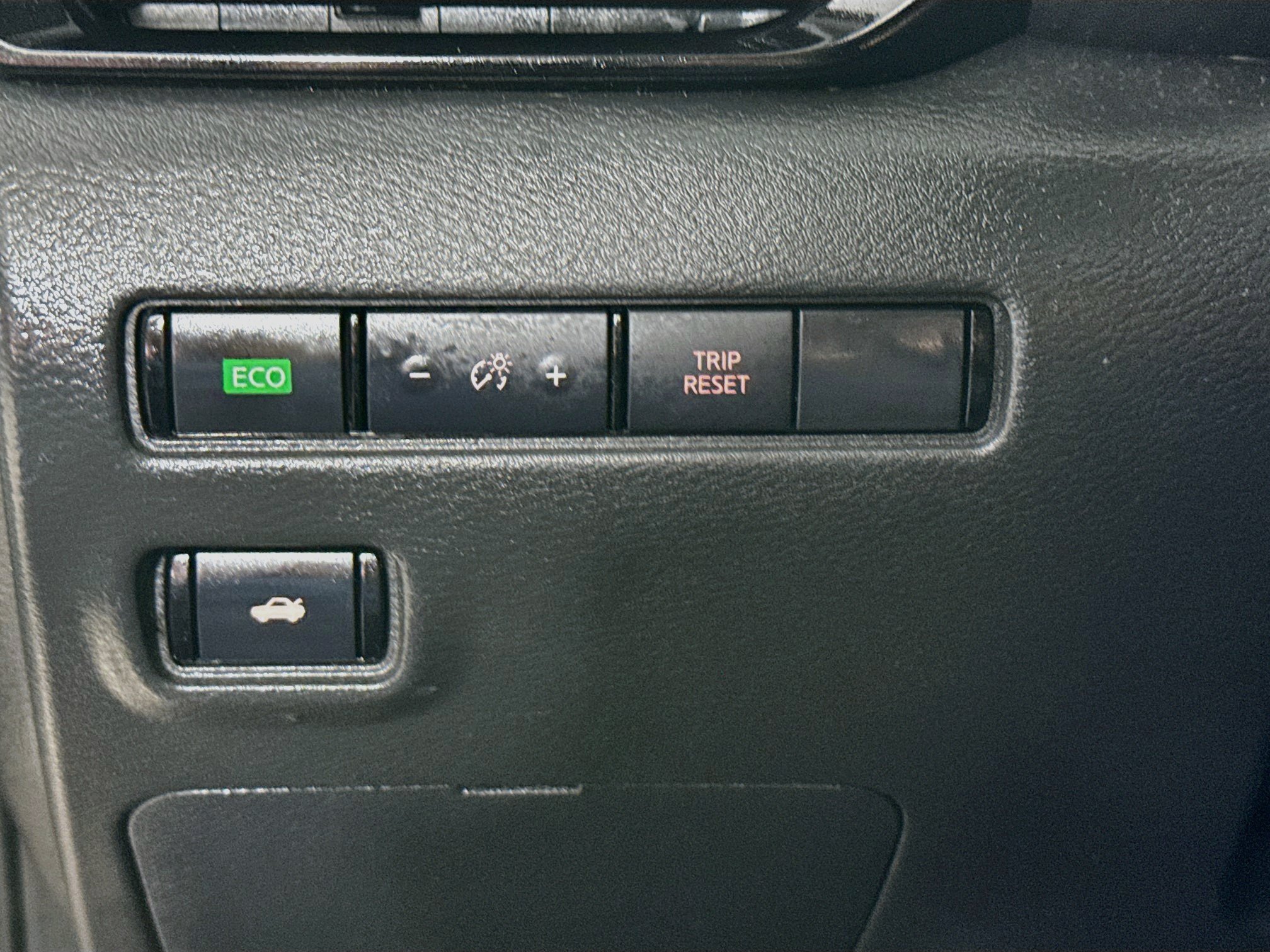 Used 2021 Nissan Sentra SV FWD image 9
