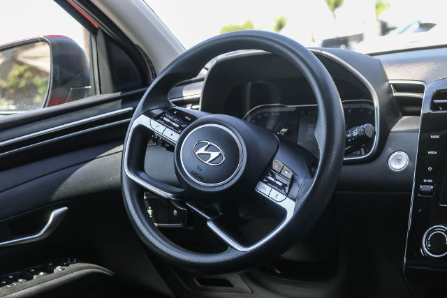 Certified 2022 Hyundai Tucson SEL AWD/4WD image 19