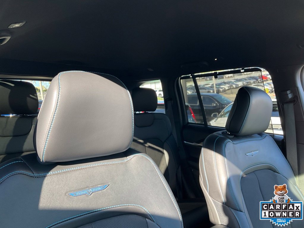 Used 2023 Jeep Grand Cherokee Trailhawk w/ Advanced Protech Group II AWD/4WD image 68
