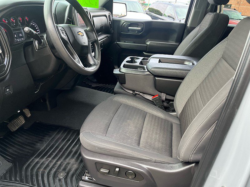 Used 2024 Chevrolet Silverado 1500 Custom AWD/4WD image 21