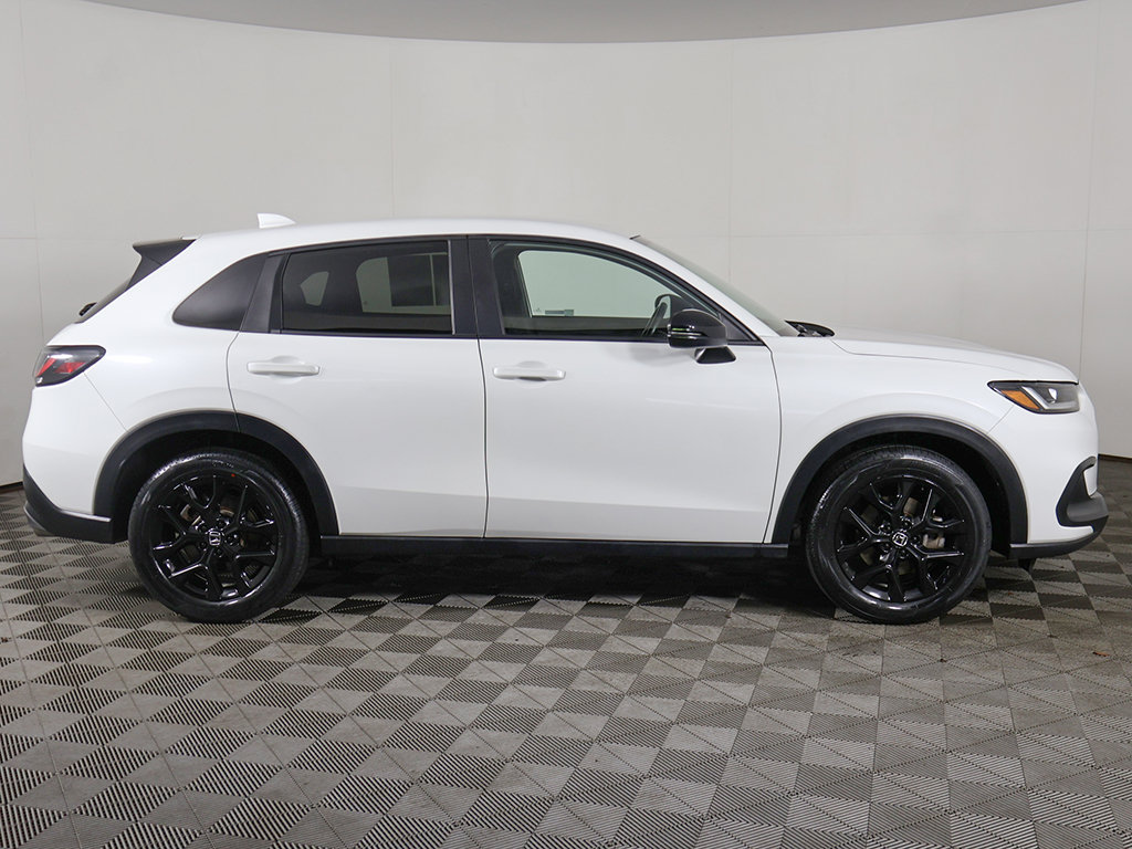 Used 2024 Honda HR-V Sport image 16