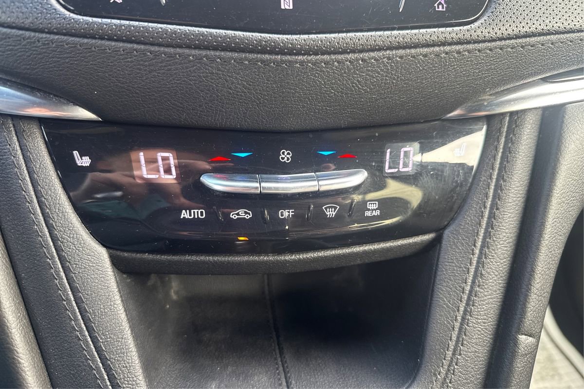 Used 2020 Cadillac XT5 Premium Luxury image 31