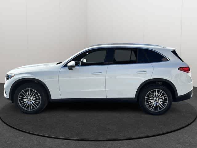 Certified 2026 Mercedes-Benz GLC 300 4MATIC image 3