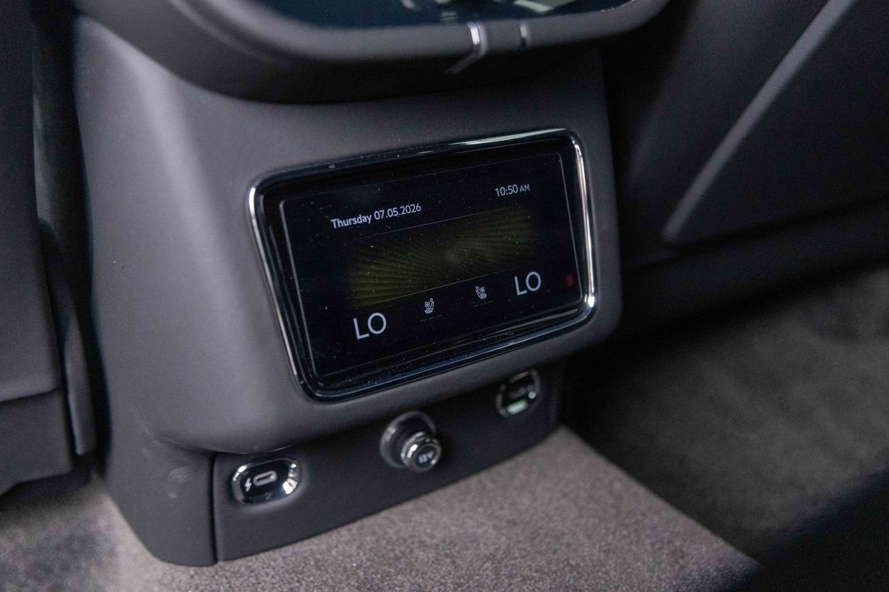 Certified 2024 Bentley Bentayga AWD/4WD image 54