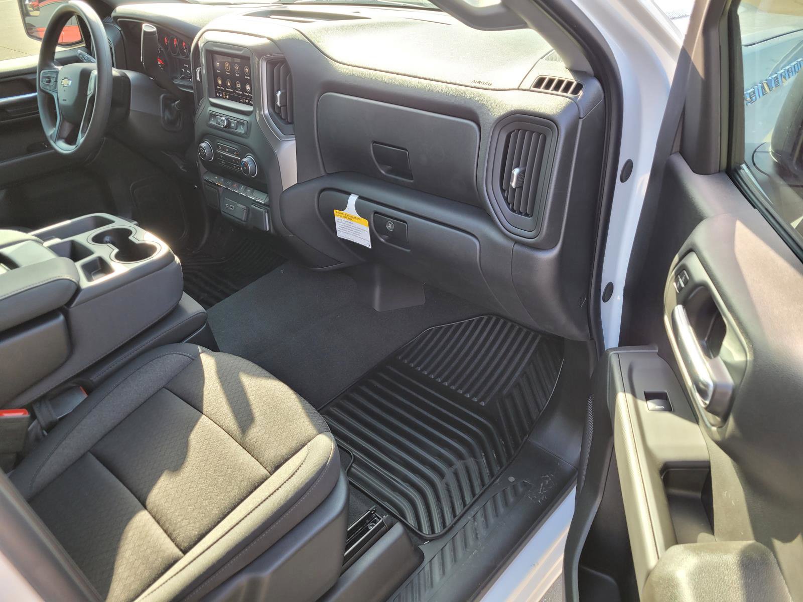 New 2026 Chevrolet Silverado 1500 Custom RWD image 6