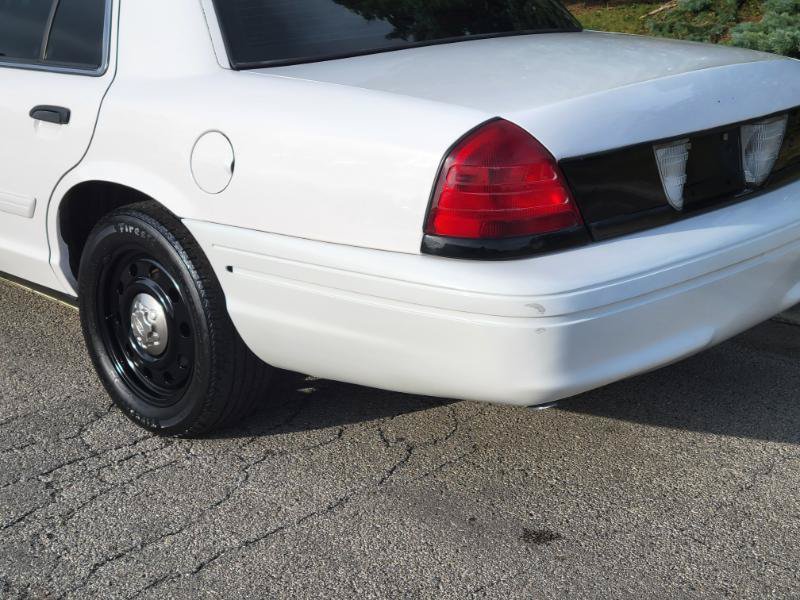 Used 2010 Ford Crown Victoria Police Interceptor RWD image 19