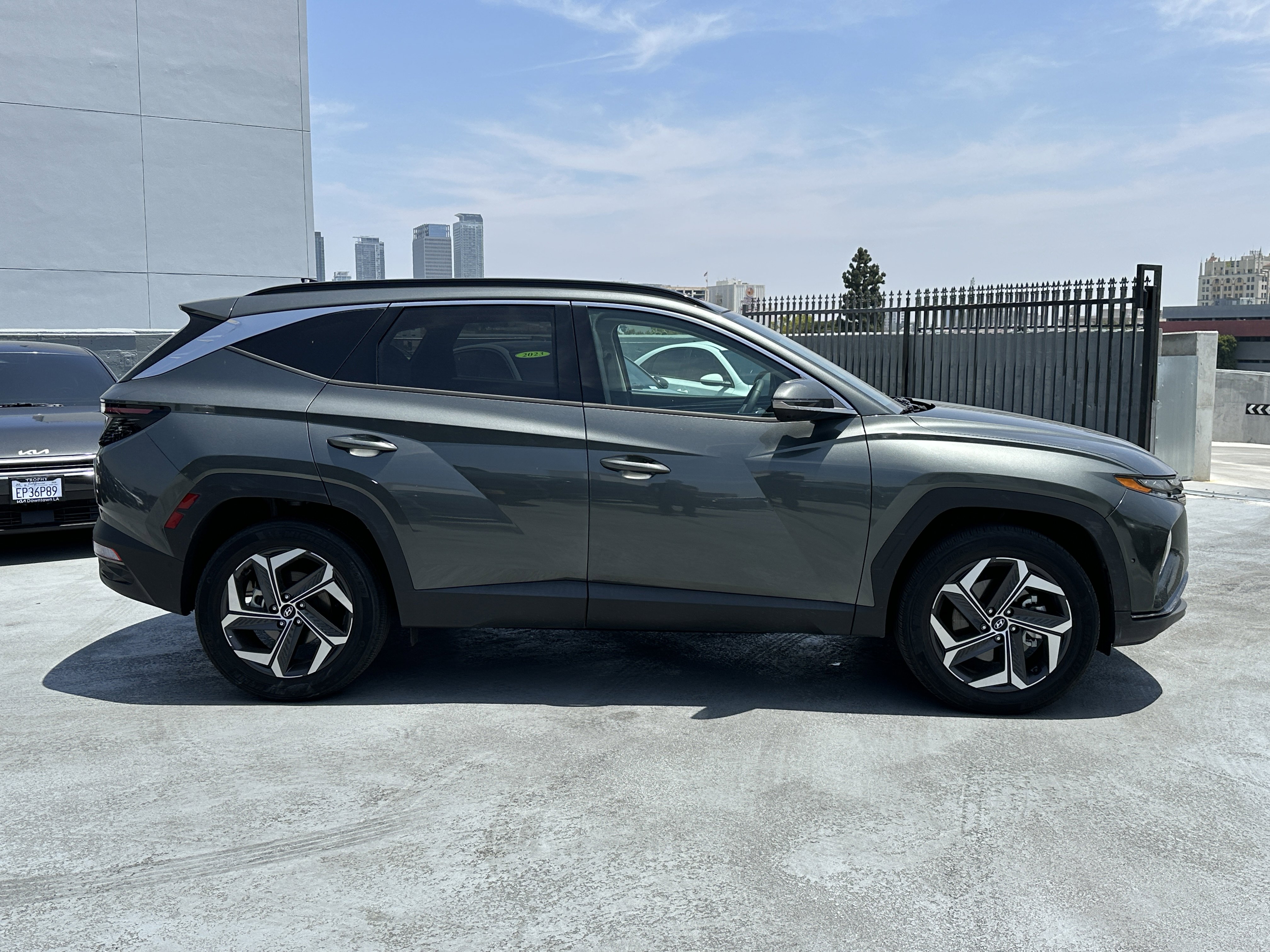 Used 2023 Hyundai Tucson Limited AWD/4WD image 9