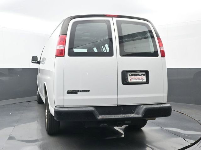 Used 2020 Chevrolet Express 2500 w/ Driver Convenience Package image 4