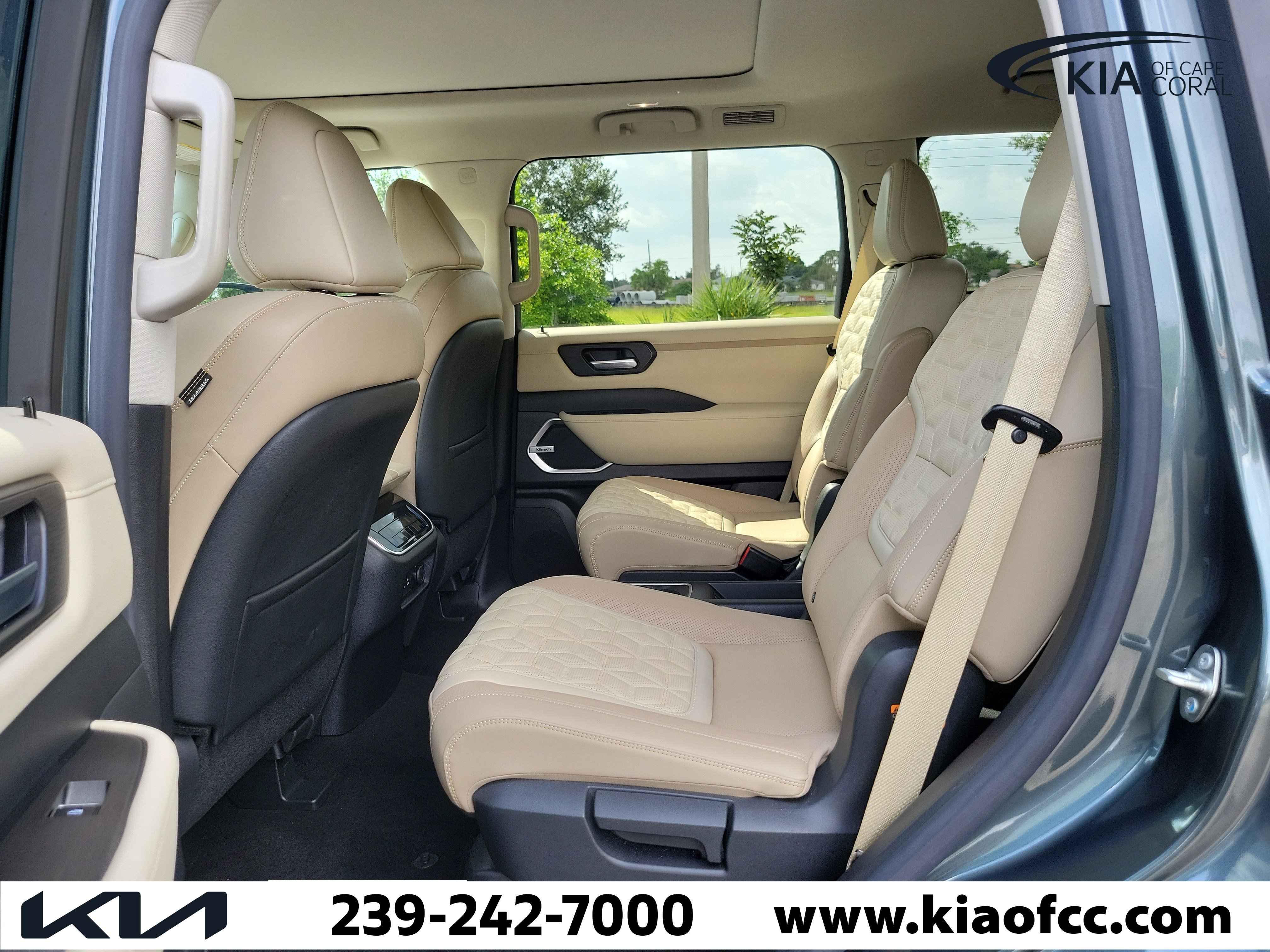 Used 2025 Nissan Armada Platinum AWD/4WD image 14