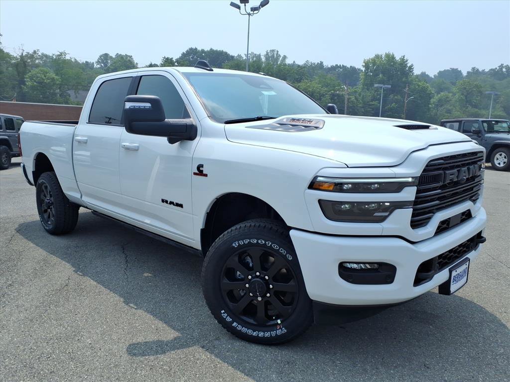 New 2026 RAM 2500 Laramie AWD/4WD image 2